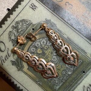 14kt solid gold stacked hearts dangle drop earrings vintage designer Jacmel